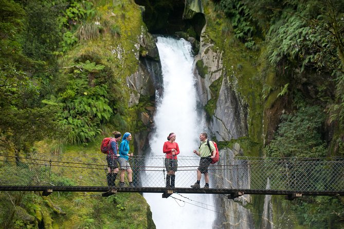 Guided Tour - Cruise from Queenstown