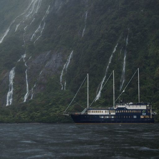 Milford Sound Overnight Cruises