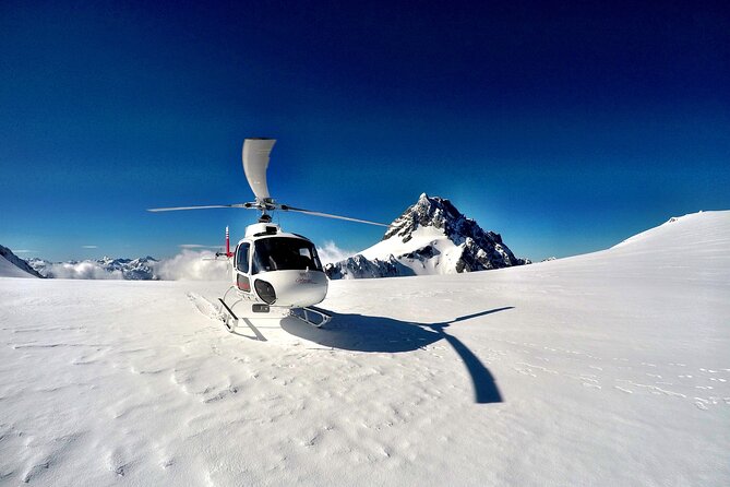 Milford Sound Helicopter - Glacier Landing