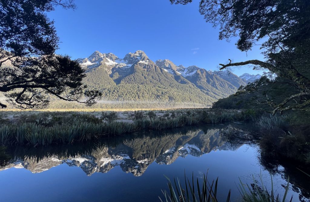 Mirror Lakes on a Milford Sound day tour