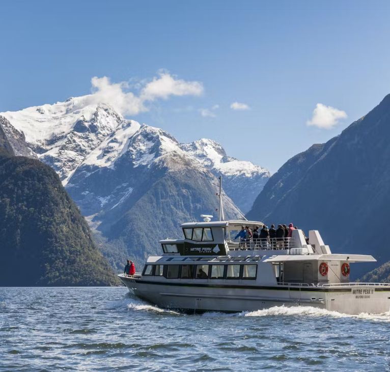 Mitre Peak Cruises - Milford Sound