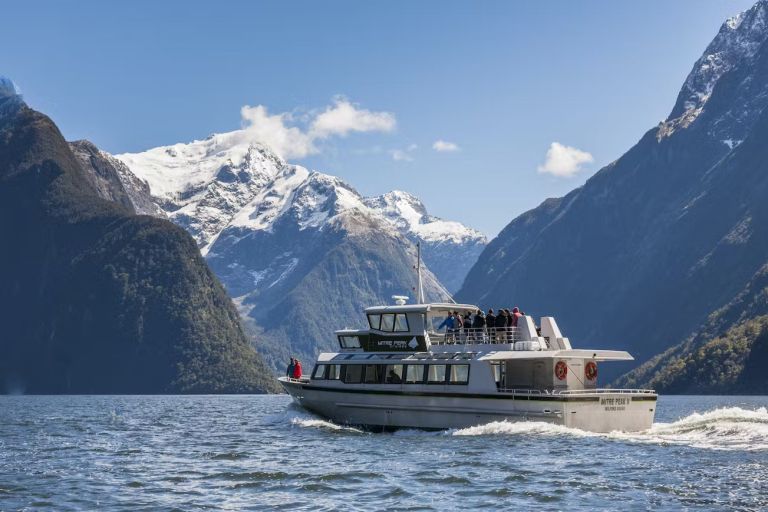 Mitre Peak Cruises - Milford Sound