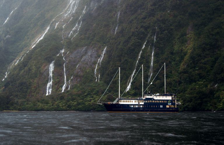 Milford Sound - Overnight Cruise