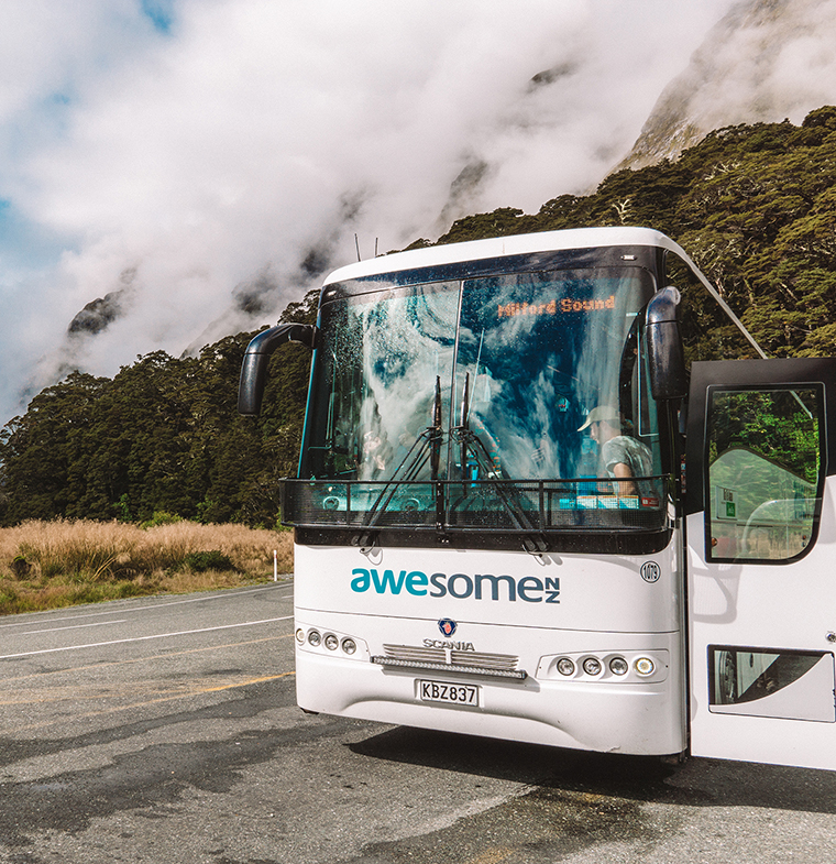 awesomeNZ Milford Sound coach and buses